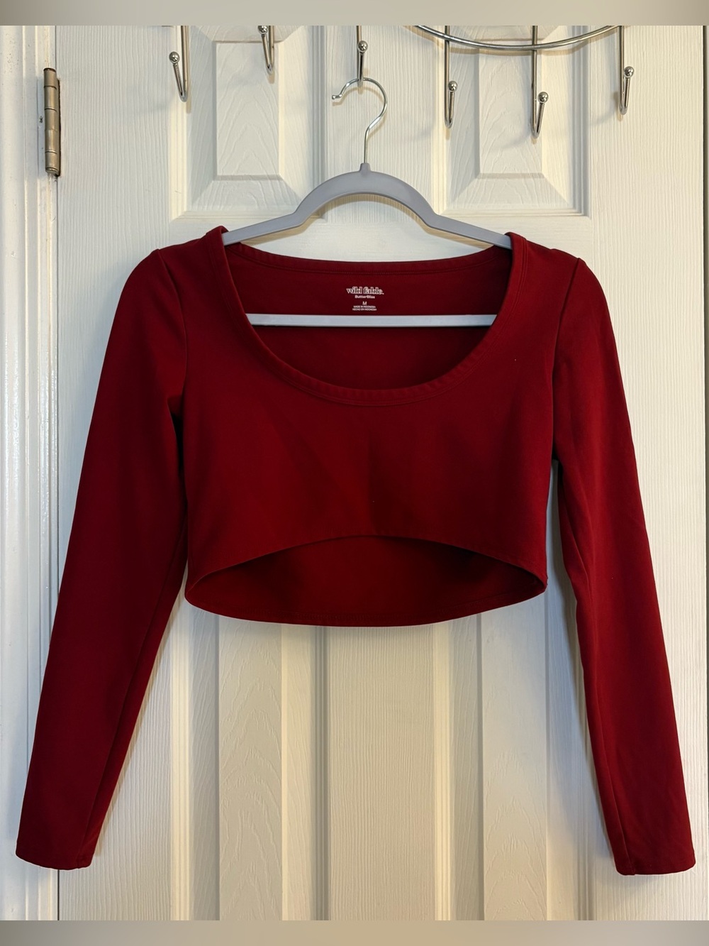 Wild Fable Butter Bliss Dark Red Long Sleeve Cropped Top Scoop Neck Size Medium